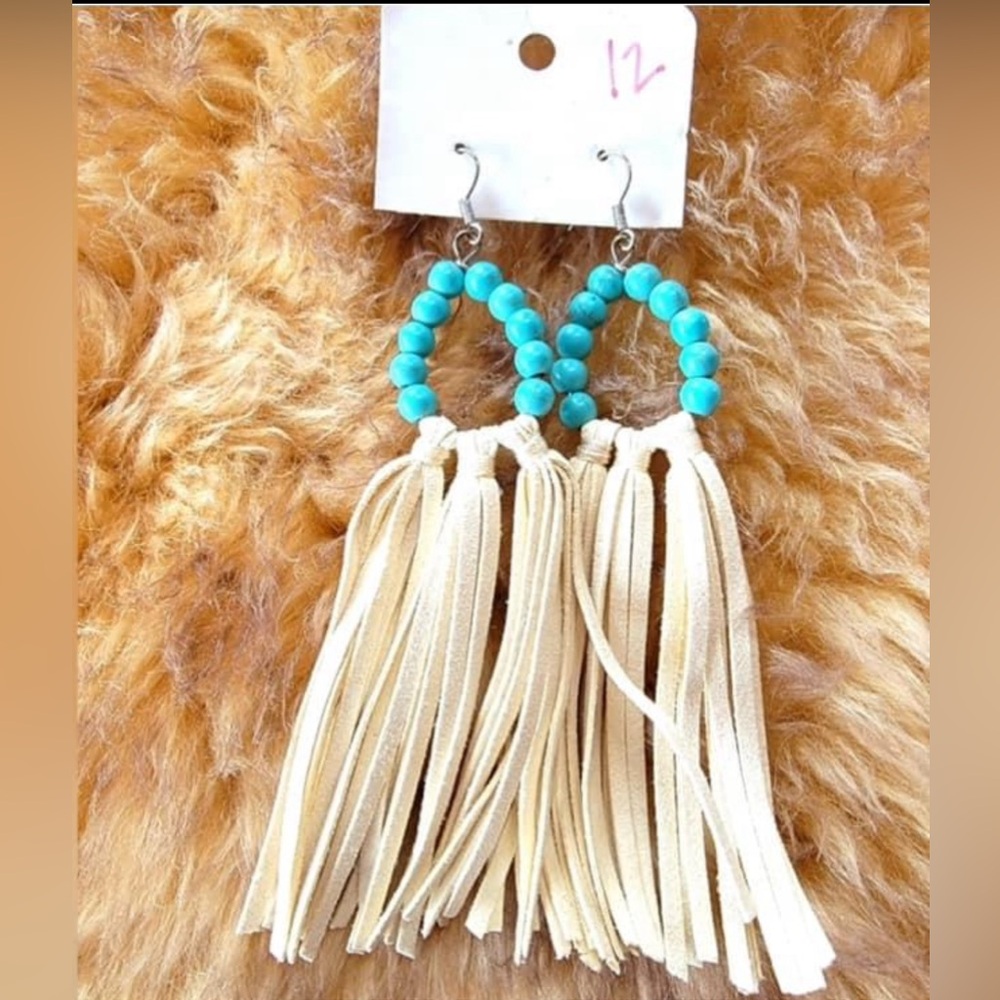 🩵 Turquoise Beaded with Tan Fringe Earrings 🩵